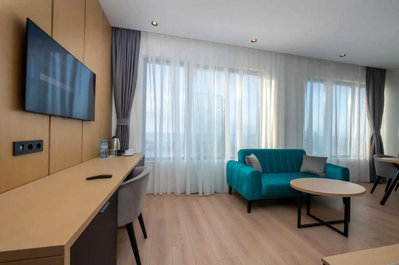 The Grandeur Hotel Batumi